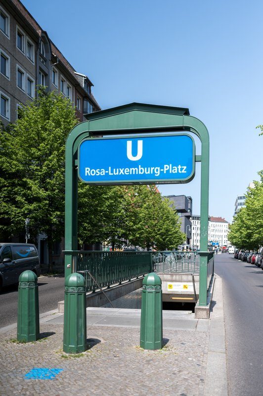 U-Bahn Rosa-Luxemburg-Platz